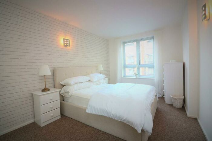 1 Bedroom Apartment To Rent In Adriatic Building, Narrow Street, London, E14
