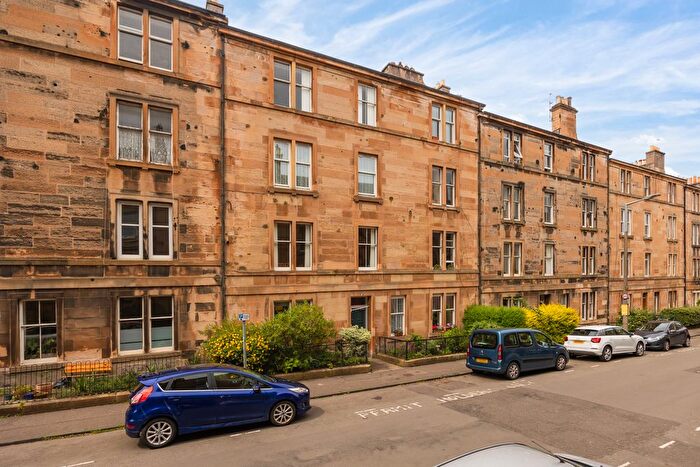 2 Bedroom Flat For Sale In / Livingstone Place, Edinburgh, EH9