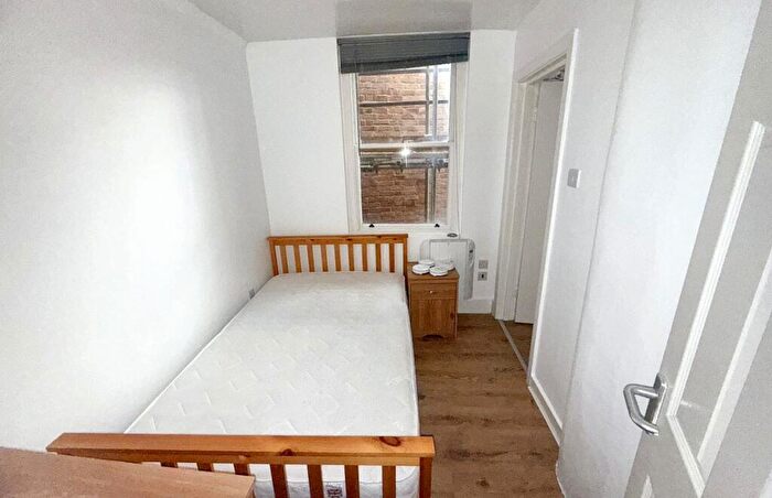 1 Bedroom Flat For Sale In Park View Court, Bath Street, Nottingham, Nottinghamshire, NG1