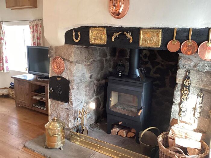 2 Bedroom Semi-Detached Bungalow For Sale In Bwlch, LL74