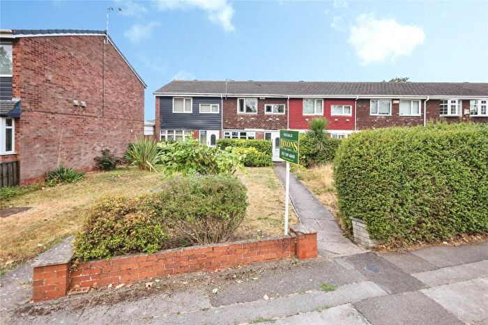 3 Bedroom Terraced House For Sale In Auckland Drive, Birmingham, West Midlands, B36