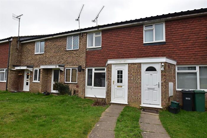 2 Bedroom Terraced House To Rent In Kingsley Road, Horley, RH6