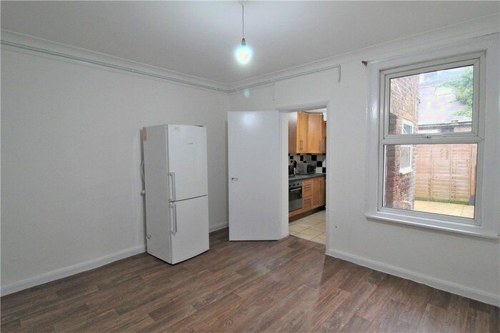 2 Bedroom Terraced House To Rent In Southbridge Road, Croydon CR0