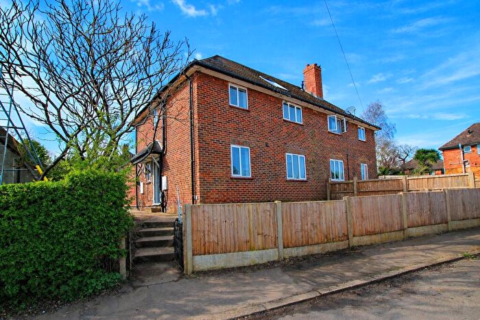 7 Bedroom Semi Detached House To Rent In Woodside Road, Guildford, Surrey, GU2