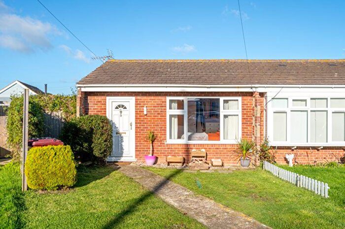 2 Bedroom Semi-Detached Bungalow For Sale In Kimbridge Park, Chichester, PO20