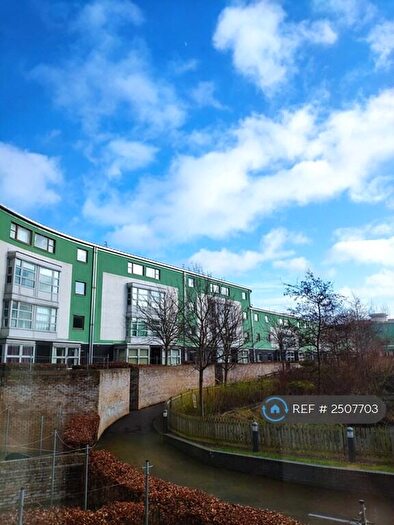 3 Bedroom Flat To Rent In Slateford Green, Edinburgh, EH14