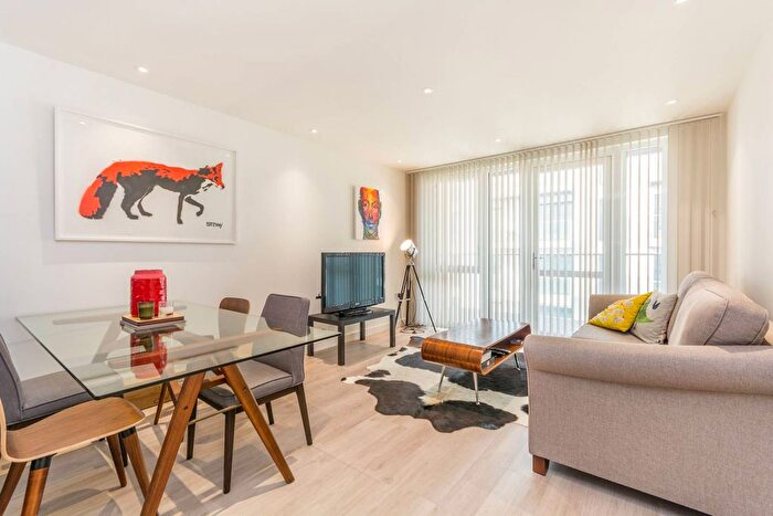 1 Bedroom Flat To Rent In Devan Grove, Stoke Newington, London, N4