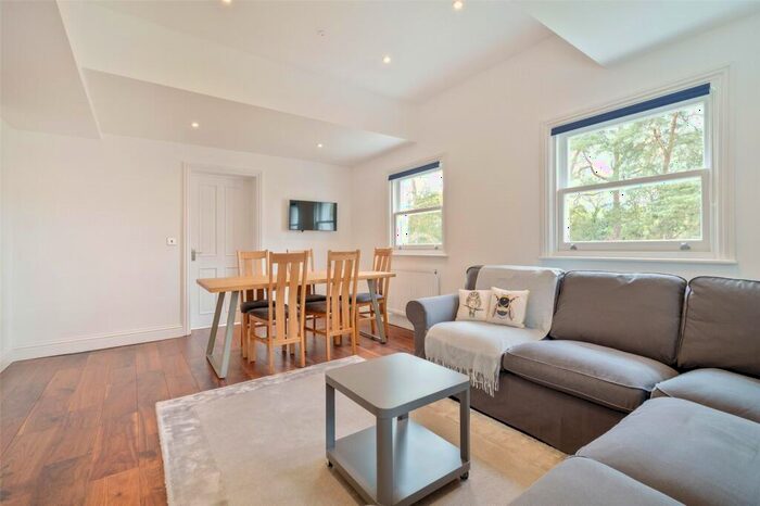3 Bedroom Apartment To Rent In Bagshot Road, Ascot, Berkshire, SL5
