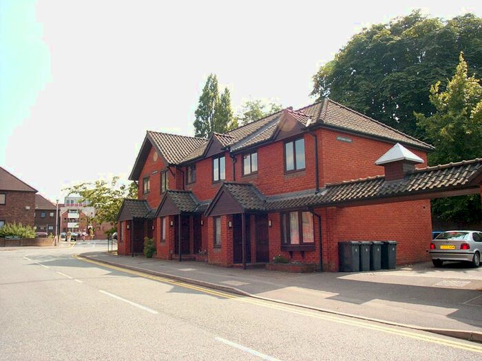 1 Bedroom Flat To Rent In Letcombe Court, Reading, RG1