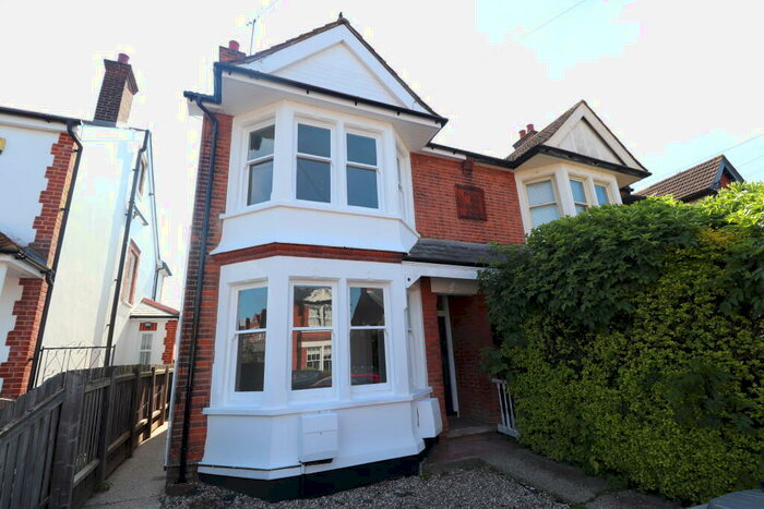 2 Bedroom Maisonette To Rent In Chelmsford, CM2