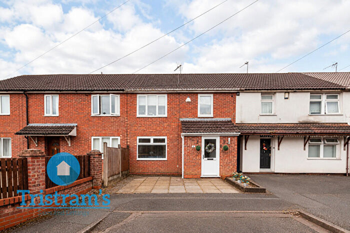 3 Bedroom Terraced House For Sale In Endsleigh Gardens, Derby, DE22