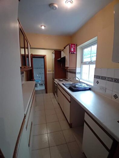4 Bedroom Property To Rent In Broomfield Road, Earlsdon, Coventry, CV5