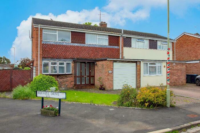 3 Bedroom Semi-Detached House To Rent In Burwell Drive, Witney, Oxfordshire, OX28