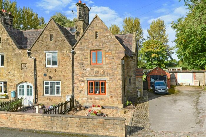 2 Bedroom Town House For Sale In Keele Road, Newcastle, ST5