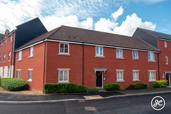 2 Bedroom Flat For Sale In Campion Way, Wilstock Village, Bridgwater, TA5