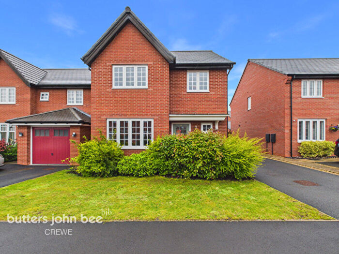 4 Bedroom Detached House For Sale In Orchardfield Close, Crewe, CW1
