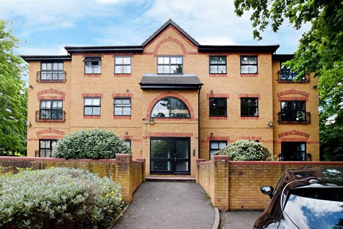 2 Bedroom Flat To Rent In Orphanage Road, Watford, WD24