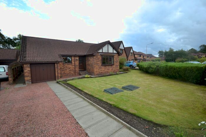 3 Bedroom Detached Bungalow For Sale In Edenside, Cumbernauld, G68