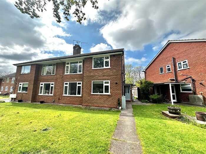 2 Bedroom House To Rent In St. Johns Close, Knowle, Solihull, B93