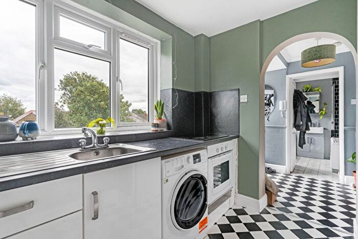 1 Bedroom Flat For Sale In Elsinore Road, London, SE23