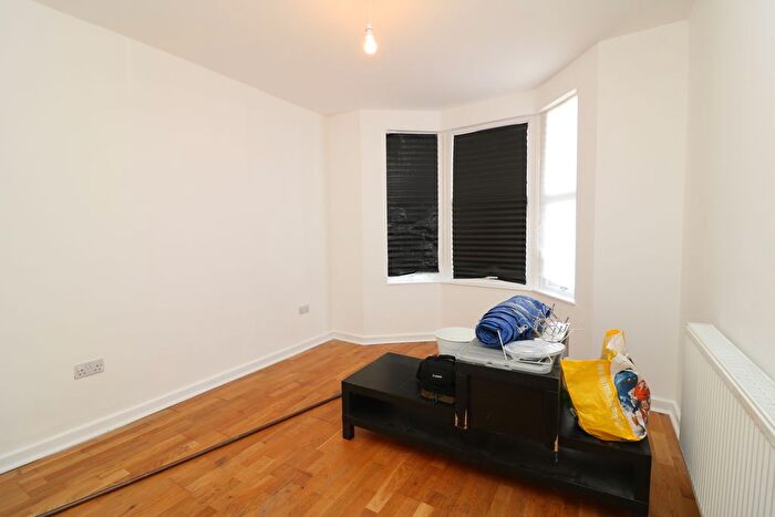 4 Bedroom Terraced House To Rent In Churchill Road, South Croydon, CR2