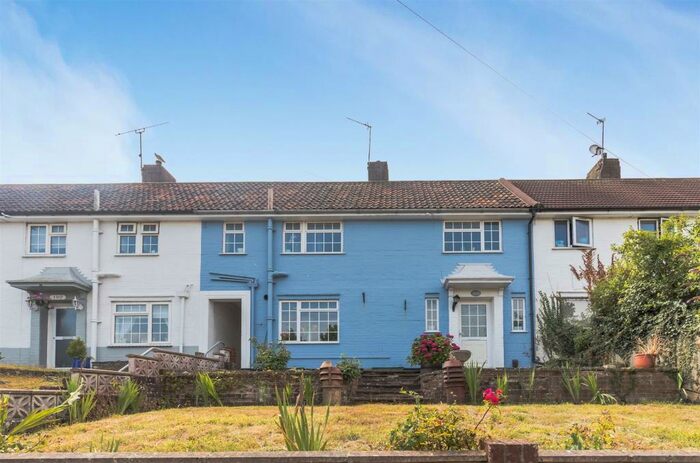 3 Bedroom Terraced House To Rent In Carden Avenue, Brighton, BN1