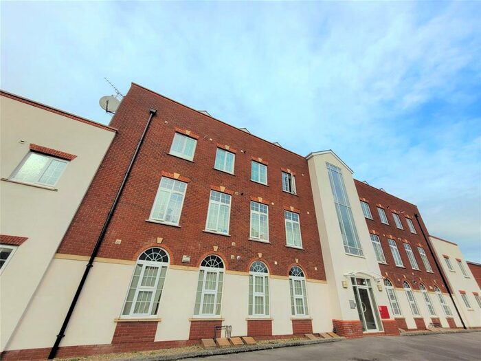 2 Bedroom Apartment To Rent In Parade Court, Bristol, Somerset, BS5