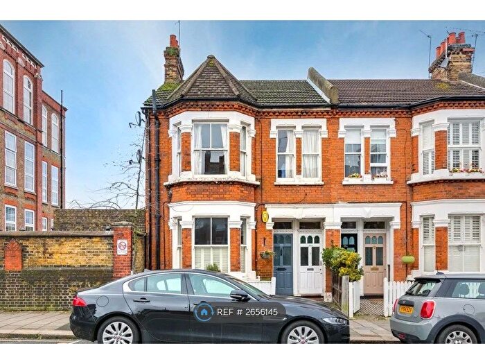 2 Bedroom Maisonette To Rent In St. Ann's Hill, London, SW18