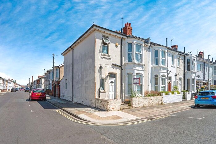 4 Bedroom End Of Terrace House For Sale In Aston Road, Southsea, Hampshire, PO4