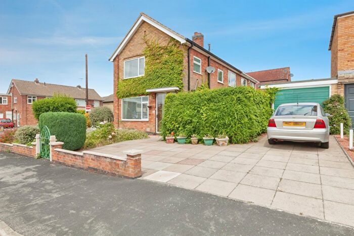 3 Bedroom Semi-Detached House For Sale In Silverton Road, Oadby, Leicester, LE2