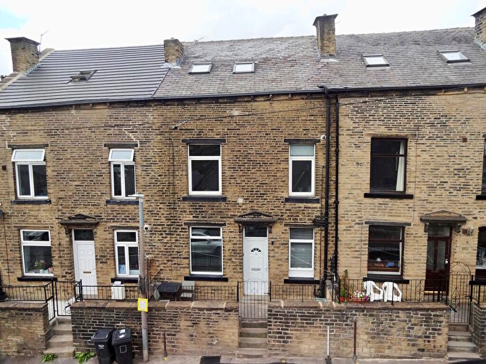 3 Bedroom Terraced House For Sale In Clay Street, Sowerby Bridge, HX6