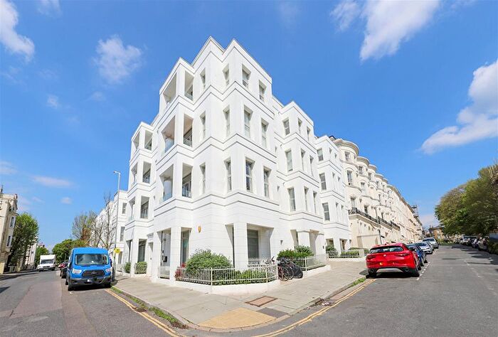 2 Bedroom Flat For Sale In Norfolk Terrace, Brighton, BN1
