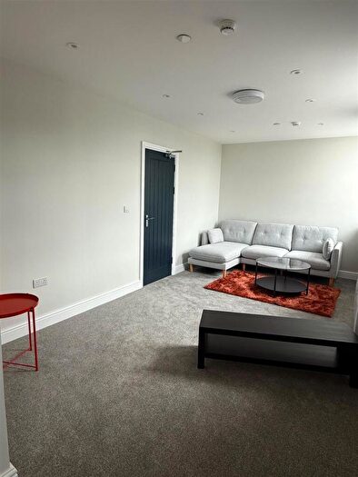5 Bedroom House To Rent In James Street, Cardiff Bay, Cardiff Bay, CF10