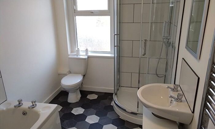 2 Bedroom End Of Terrace House To Rent In Bath Avenue, Morriston, Swansea, SA6