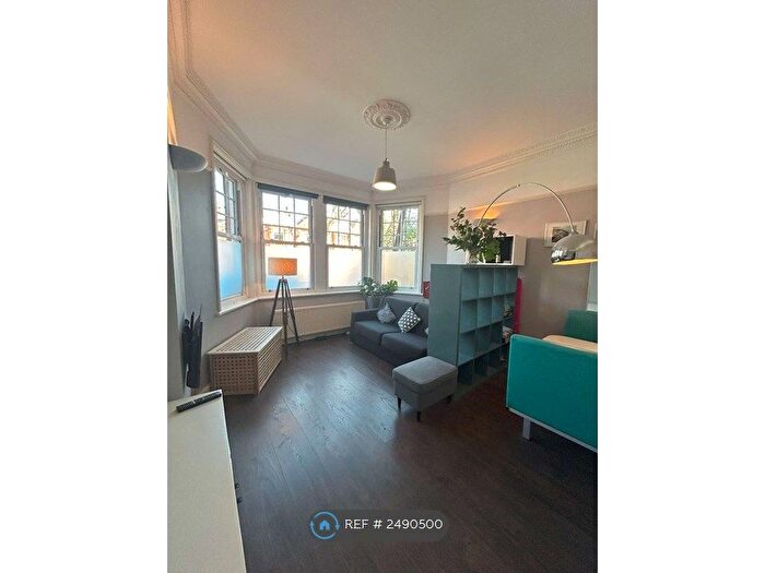 1 Bedroom Flat To Rent In Teignmouth Road, London, NW2