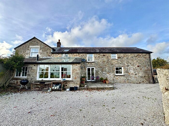 3 Bedroom Barn Conversion To Rent In Deveral Road, Fraddam, TR27