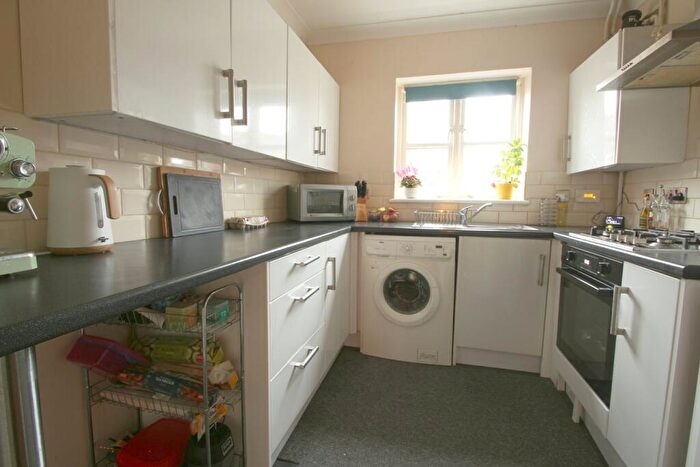 3 Bedroom End Of Terrace House For Sale In Ash Grove, Shepton Mallet, BA4