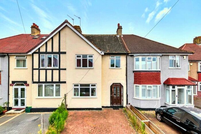 3 Bedroom House To Rent In Chatsworth Avenue, Bromley, BR1