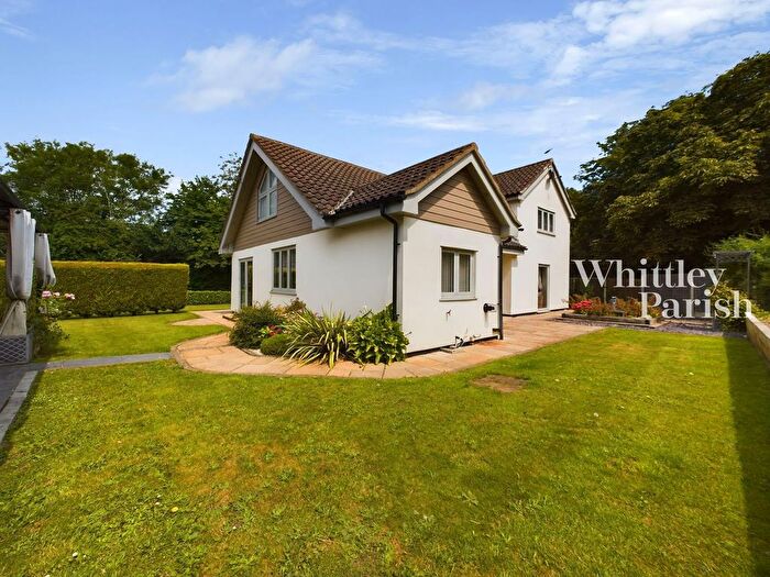 4 Bedroom Detached House For Sale In Hall Lane, Yaxley, Eye, IP23