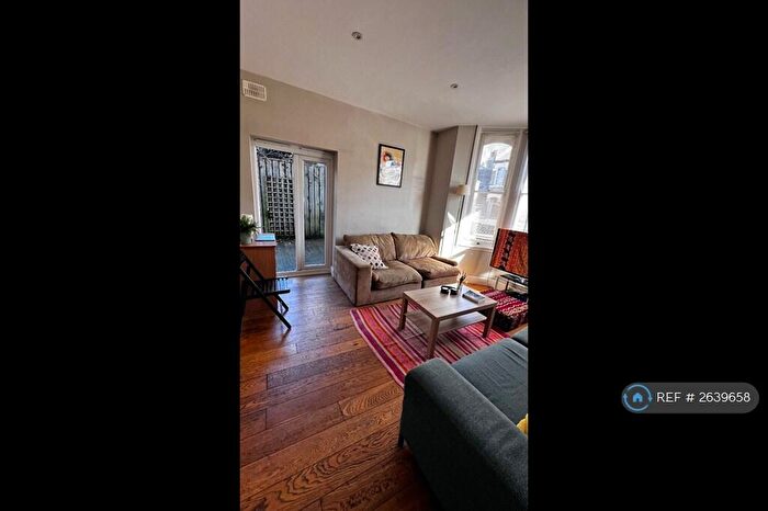 3 Bedroom Terraced House To Rent In Elcot Avenue, London, SE15