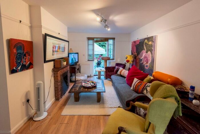 3 Bedroom Semi-Detached House To Rent In Asmuns Hill, Hampstead Garden Suburb, NW11