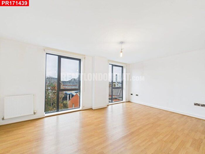 2 Bedroom Flat To Rent In Colindale – Bedrooms Flat, NW9