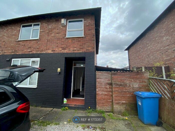 3 Bedroom Terraced House To Rent In Molyneux Avenue, Warrington, WA5