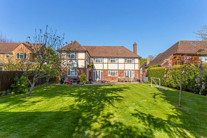 5 Bedroom Detached House To Rent In Eghams Wood Road, Beaconsfield, HP9