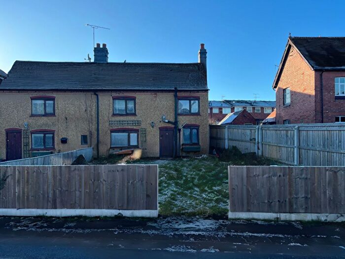 2 Bedroom Semi Detached House For Sale In Windmill Road, Coventry, CV6