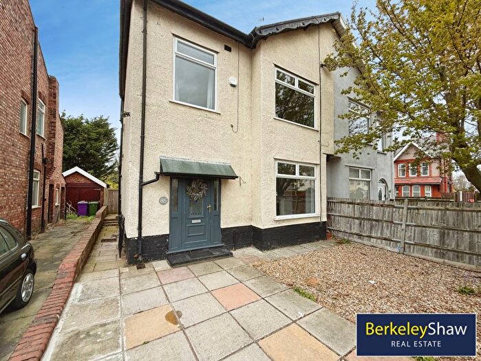 3 Bedroom Semi Detached House To Rent In Stuart Road, Crosby, Liverpool, L23