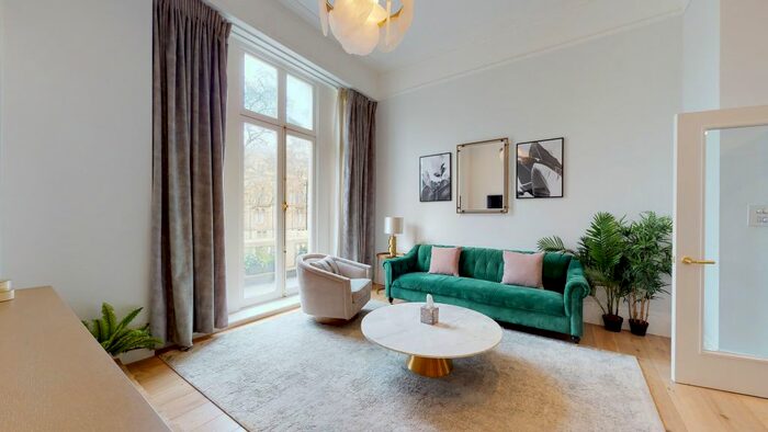 2 Bedroom Flat To Rent In Cromwell Road, London, SW7