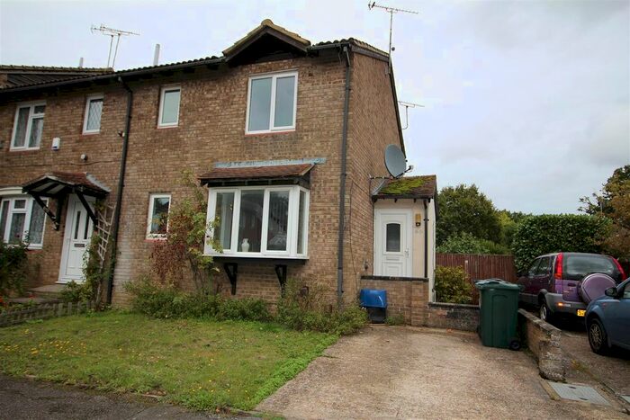 1 Bedroom Semi-Detached House To Rent In Springwood Drive, Ashford, TN23