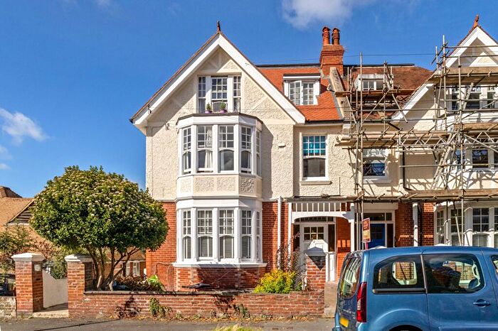 1 Bedroom Flat To Rent In Cornwall Gardens, Brighton, BN1
