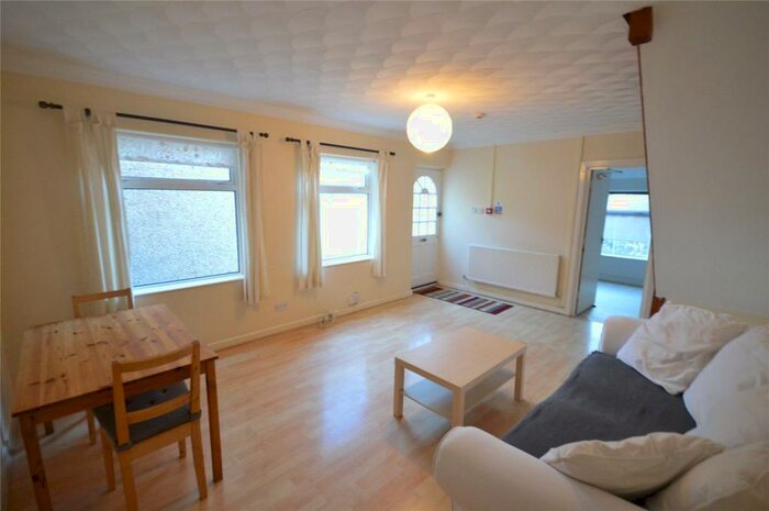 2 Bedroom Maisonette To Rent In Newport Road, CF24